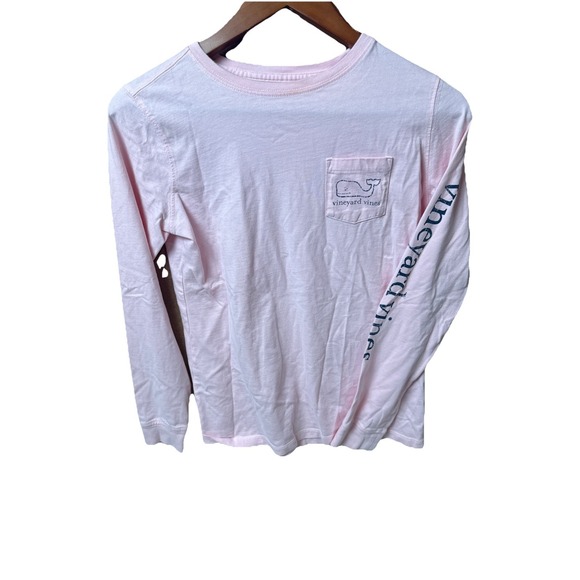 Vineyard Vines Tops - Vineyard Vines Long Sleeve Vintage Whale Print Top XXS Flamingo Pink Distressed